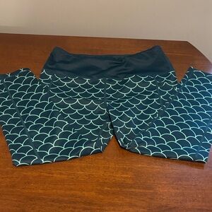 Constantly Varied Gear Siren Capri leggings